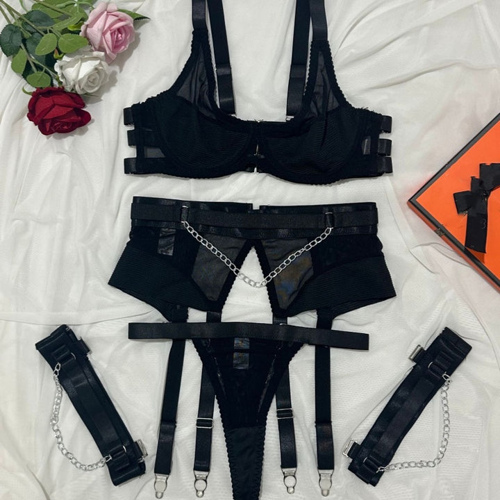 Noir Chain Temptation Garter Set